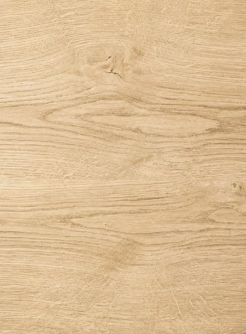 Helle Eschenflächen mit lebhafter Maserung